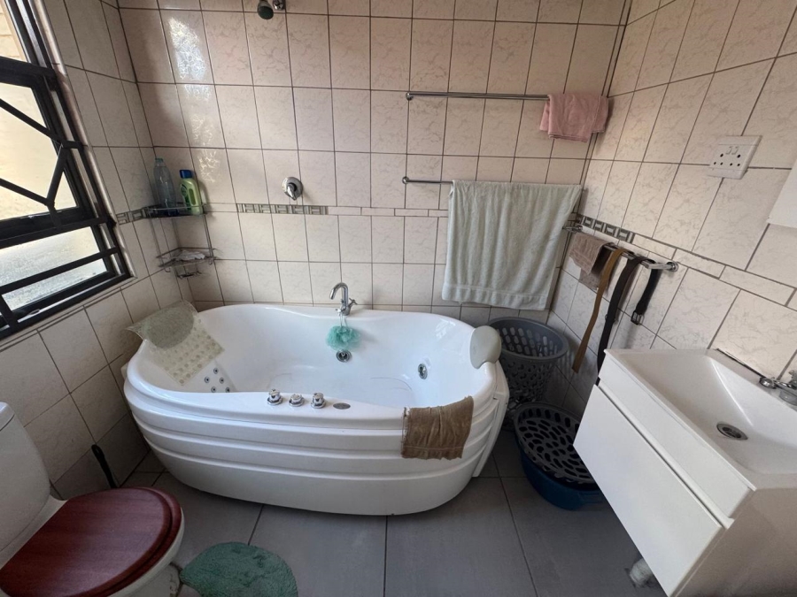  Bedroom Property for Sale in Verwoerdpark Northern Cape